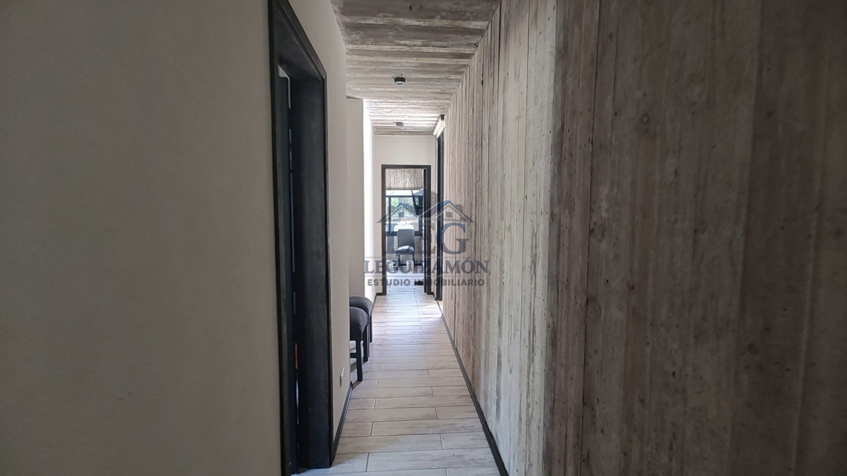 Casa en Venta en Barrio Privado Villa Roble con Pileta y 3 Dormitorios