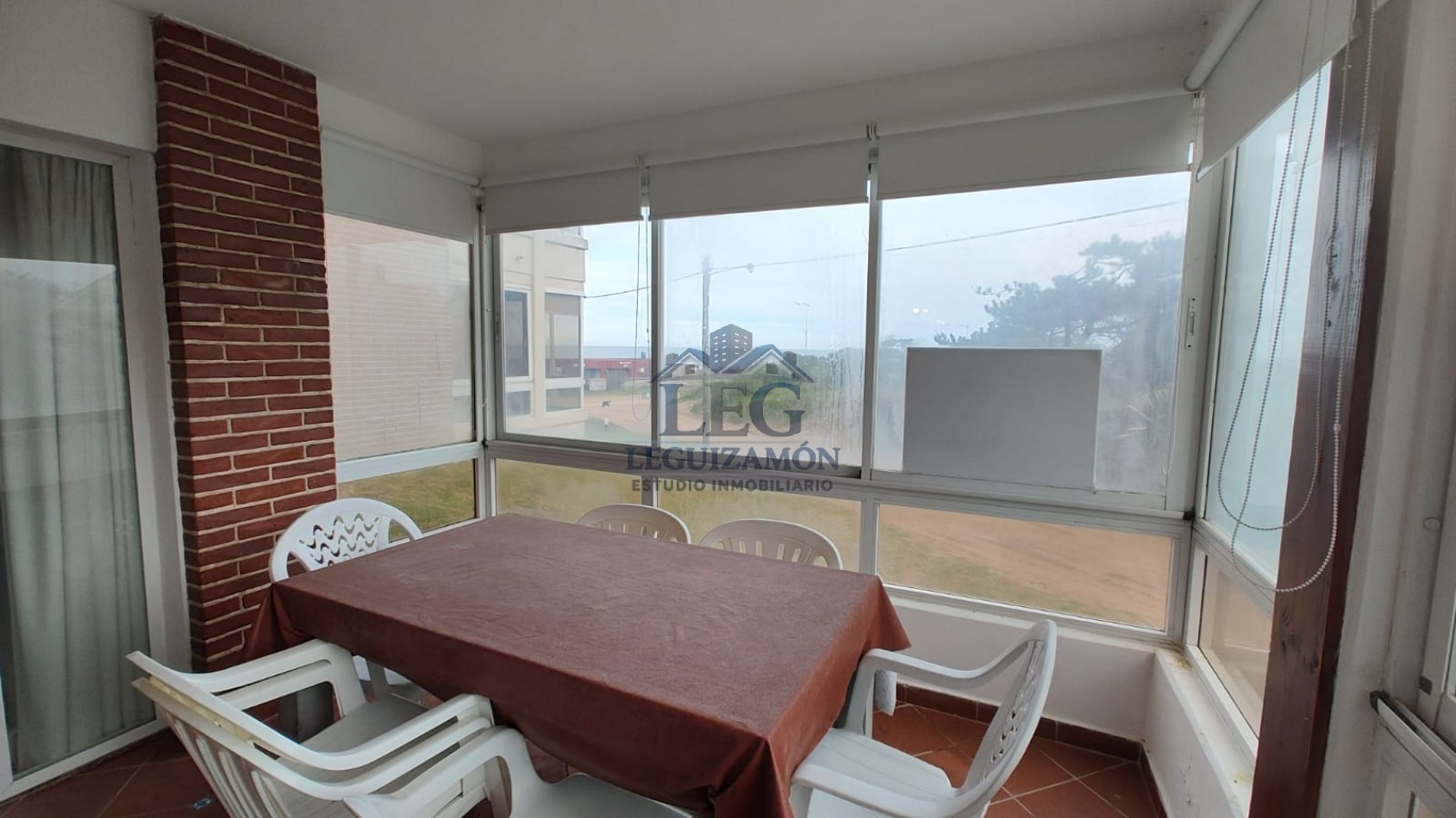 Departamento 4 Ambientes Frente al Mar en Pinamar con Cochera