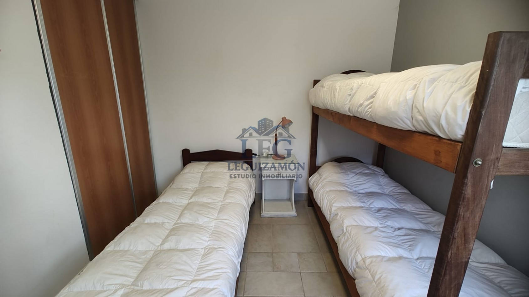 Departamento 4 Ambientes Frente al Mar en Pinamar con Cochera