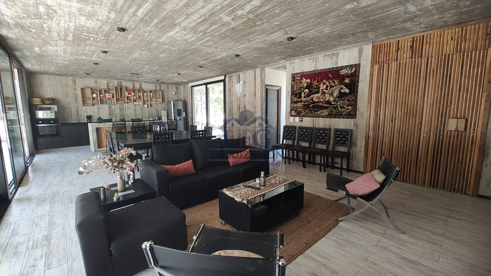 Casa en Alquiler Temporal en Barrio Privado Villa Roble con Pileta y 3 Dormitorios