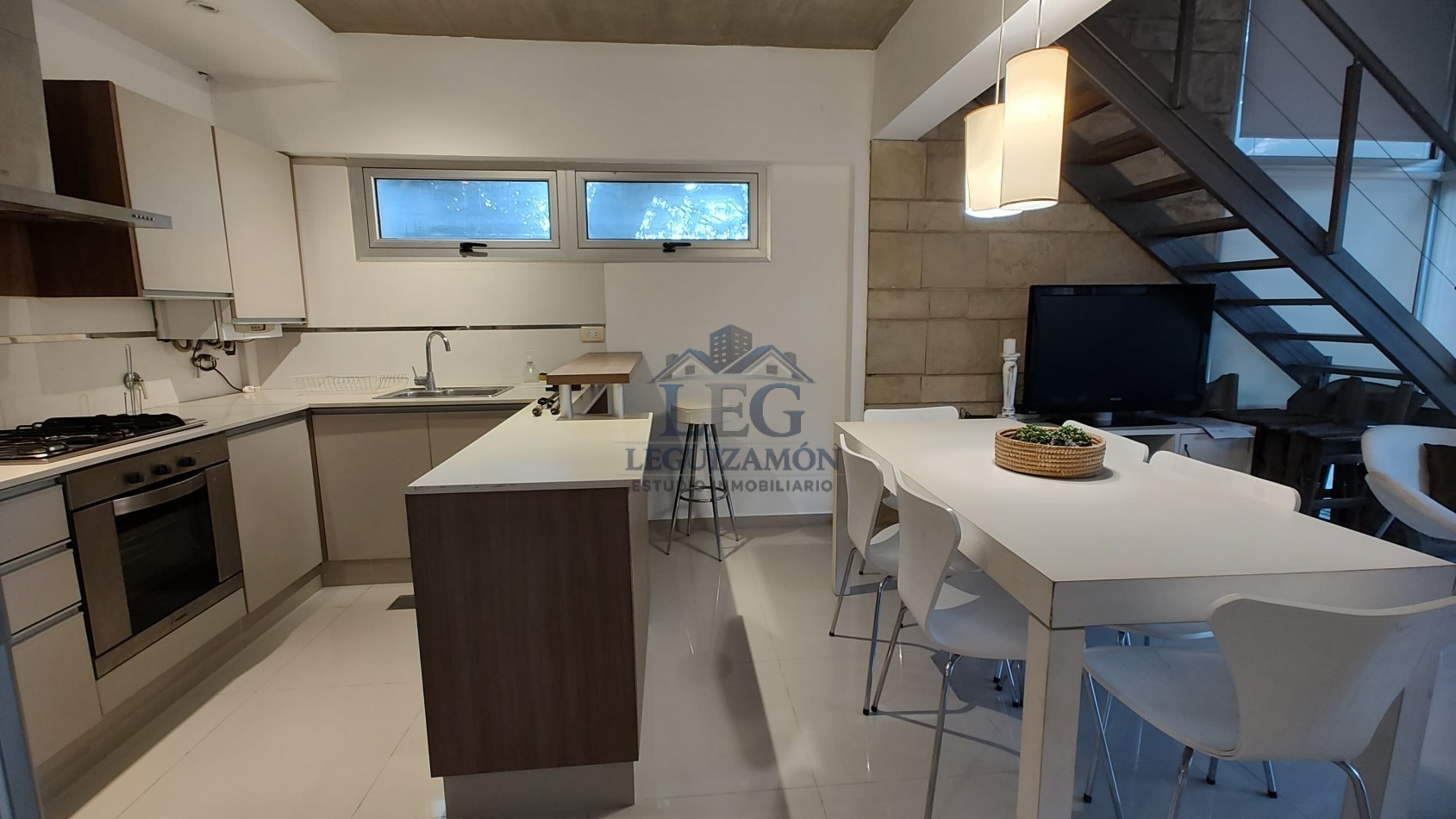 Duplex 2 Ambientes con Cochera en Pinamar a Metros del Mar con Parrilla