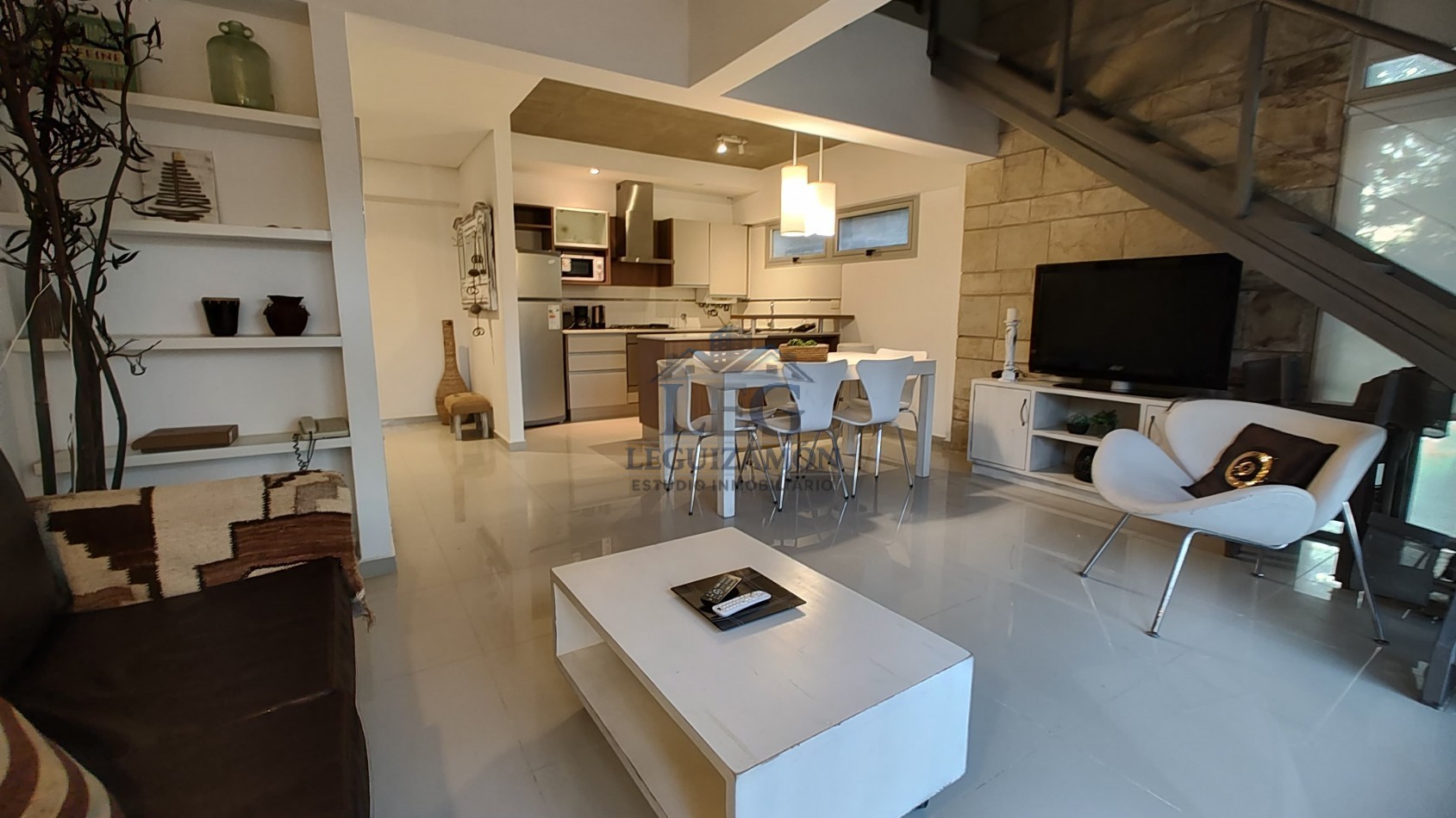 Duplex 2 Ambientes con Cochera en Pinamar a Metros del Mar con Parrilla
