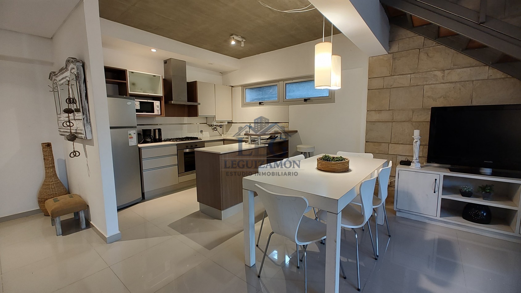 Duplex 2 Ambientes con Cochera en Pinamar a Metros del Mar con Parrilla