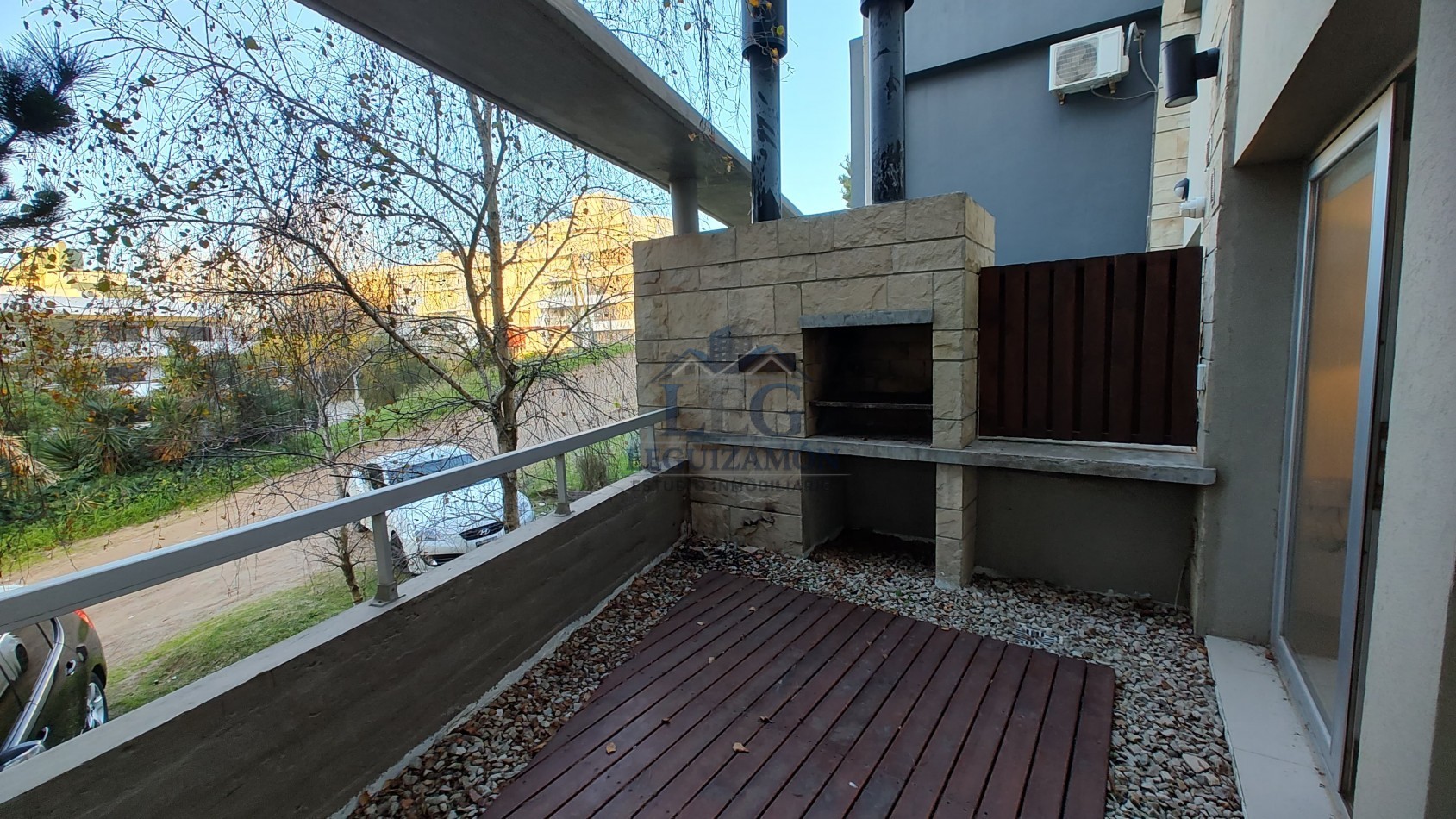 Duplex 2 Ambientes con Cochera en Pinamar a Metros del Mar con Parrilla