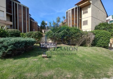 Duplex 3 Ambientes Frente al Mar en Pinamar con Cochera 